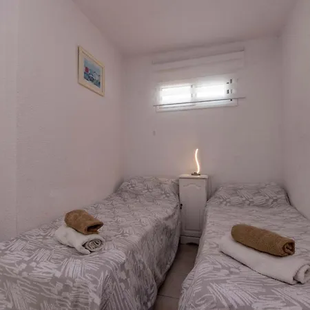 Azahara Playa 14 - One Bed * Arona (Tenerife)