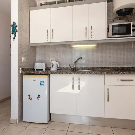 Apartment Azahara Playa 14 - One Bed Arona (Tenerife)